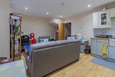 2 bed house, North Road, Gabalfa, Cardiff, CF143BL - Image 4